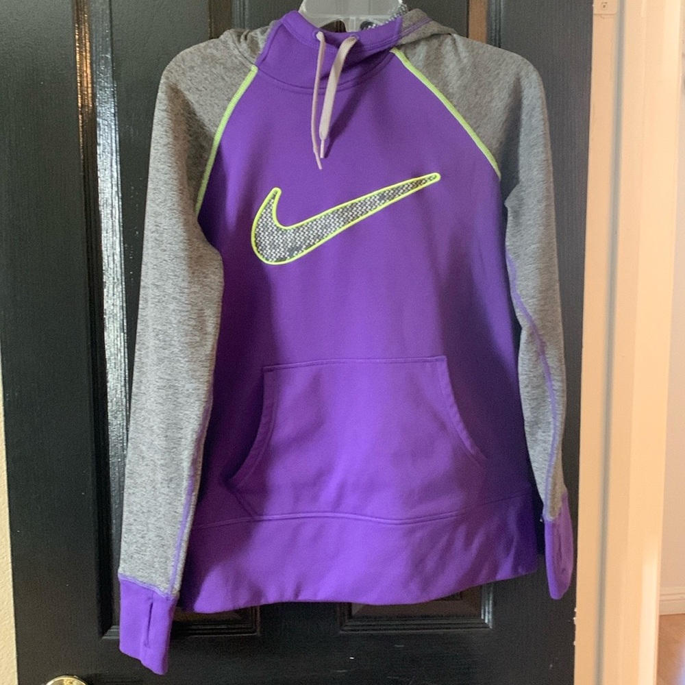 Nike Hoodie Pullover Sweatshirt size Medium Purple